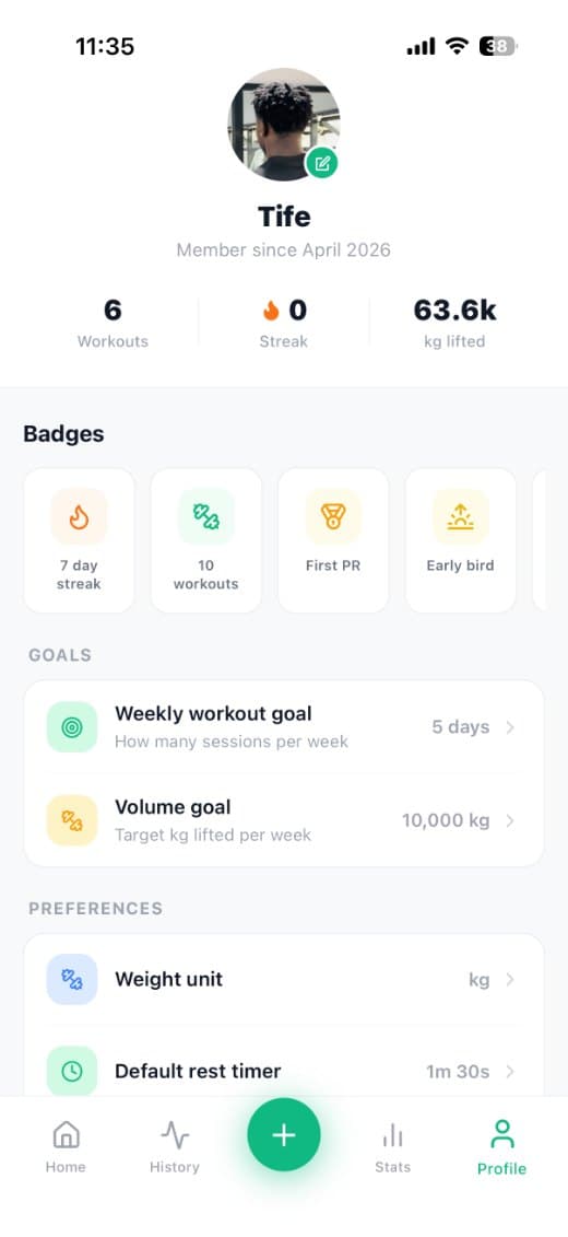Fitnex profile with badges and goals
